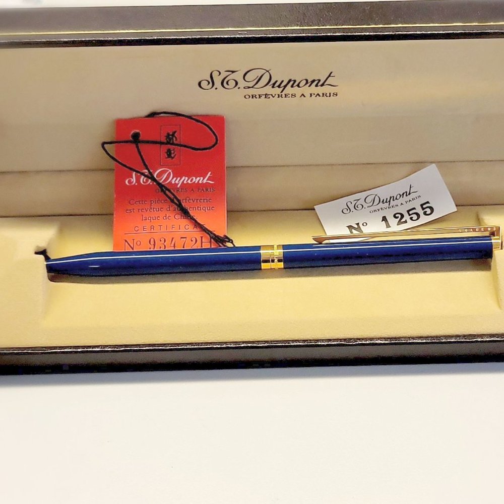 Authentic ST DUPONT Laque de Chine Ballpoint Pen in Deep Blue